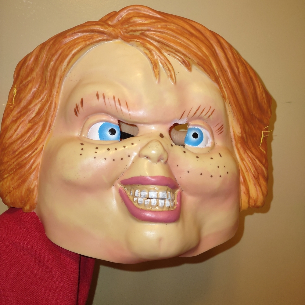 Chucky Horror Mask - Picture 7 of 7